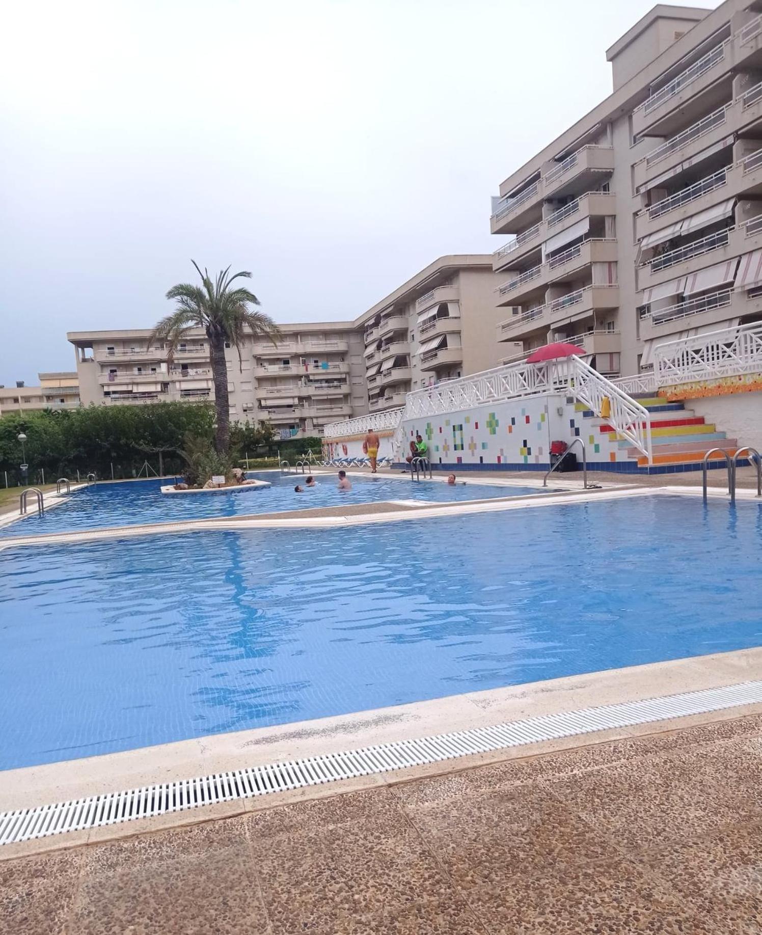 Pina Beach Holidays La Pineda Εξωτερικό φωτογραφία